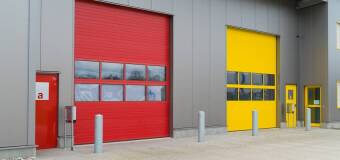 Bramy segmentowe – trwałość i nowoczesne technologie