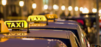 Dlaczego warto korzystać z taksówek?