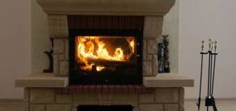 Rustykalne kominki – ciepło i styl w Twoim domu