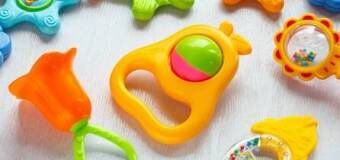 Grzechotki dla dzieci – bezpieczeństwo i jakość Aico