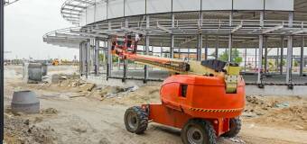 Wynajem ładowarki kołowej na placu budowy