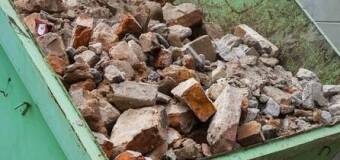 Usuwanie gruzu z posesji i terenów inwestycyjnych