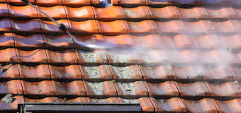 Dlaczego i jak często dachówka betonowa powinna być malowana?