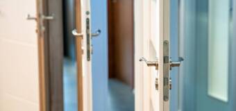 Drzwi przeciwpożarowe aluminiowe – T-P-A Technika Przeciwpożarowa