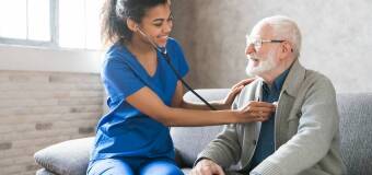 E-usługi medyczne i wizyty domowe – Jan Śliwiński