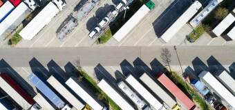 Wynajem ciągników siodłowych z naczepami wywrotkami