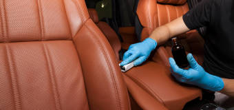 Jak przywrócić fotelom samochodowym pierwotny wygląd?