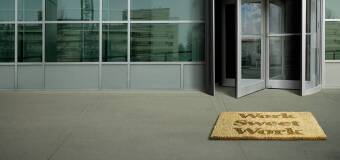 Wycieraczki z logo – Unikatowe rozwiązania marketingowe