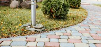 Kostka brukowa w aranżacji ogrodów – Lech-Bruk