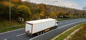 Transport ciężarowy a ochrona środowiska – Feniks Transport