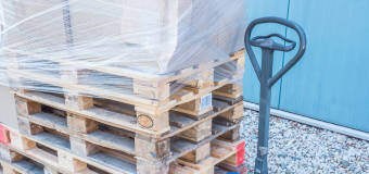 Kiedy do wysyłki towaru potrzebne są palety drewniane?