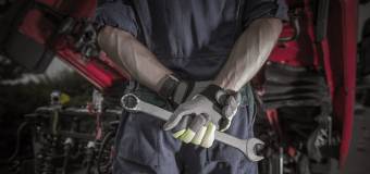 Jak prawidłowo zadbać o silnik w pojazdach ciężarowych?