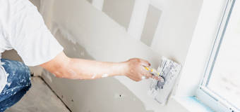 Tynki maszynowe czy ręczne - wady i zalety!