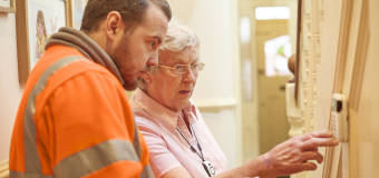 Montaż systemu alarmowego - dlaczego warto zlecić profesjonalnej firmie?