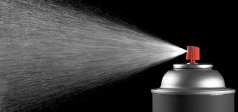 W jaki sposób pomalować garaż blaszany?