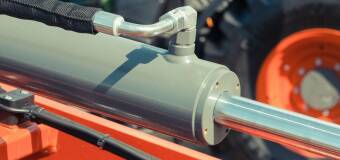 Siłowniki hydrauliczne – klucz do efektywności maszyn
