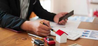 Wybór ubezpieczenia komunikacyjnego – kluczowe czynniki