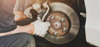 Wymiana klocków hamulcowych – bezpieczeństwo na drodze