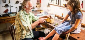 Zakup antyków - poradnik dla miłośników sztuki