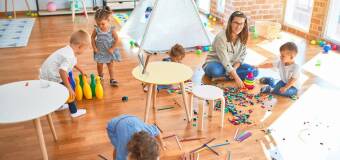 Wczesna nauka języka angielskiego w Kolorowym Domku