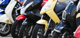 Rodzaje stojaków motocyklowych – wybierz najlepszy model