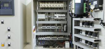 Modernizacja wind przemysłowych – klucz do bezpieczeństwa