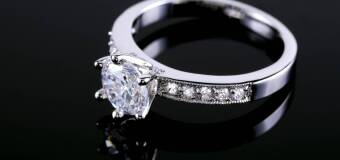 Pielęgnacja biżuterii srebrnej i platynowej