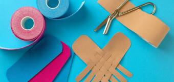 Kinesiotaping w rehabilitacji – Fizjoforte w Markach