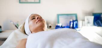 Peeling kawitacyjny – informacje i etapy zabiegu