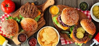 Hot dogi z wyjątkowymi dodatkami – Max Kebab Łęczyca