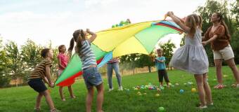 Wynajem animatora dla dzieci na komunię – Ana The Animator