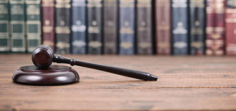 Jak wybrać dobrego radcę prawnego?