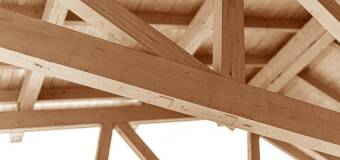 Wybór elementów konstrukcyjnych w budownictwie drewnianym