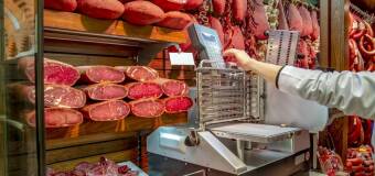 Osiedlowe delikatesy w Łodzi jako wygodny przystanek po świeże produkty na obiad