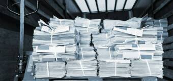 Jak zorganizować hurtowe dostawy papieru do druku wielkoformatowego bez przestojów w drukarni